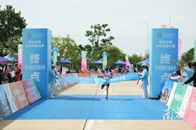 巴萨官方：克里斯滕森已获得队医出战许可